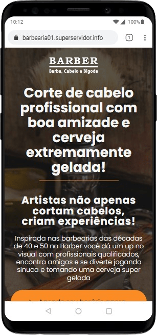 Versão mobile do site Barbearia 01 exibida em um smartphone, demonstrando a adaptabilidade do layout.