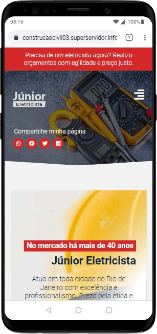 Site Construção Civil 03 visualizado em um smartphone.