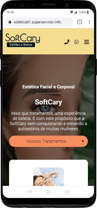 Site de estética visualizado em um smartphone Android, demonstrando responsividade e facilidade de navegação.